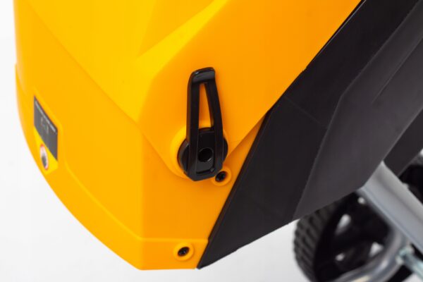 ROZDRABNIACZ-ELEKTRYCZNY-REBAK-DO-GALEZI-3500-W-RIWALL-WYDAJNY-Max-srednica-galezi-45-mm