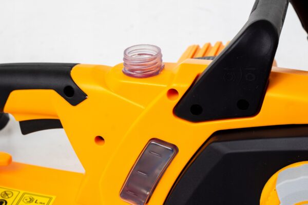 ANTYODBICIOWA-Pilarka-Pila-Elektryczna-Lancuchowa-OREGON-DO-DREWNA-3550W-Zbiornik-paliwa-0-5-ml