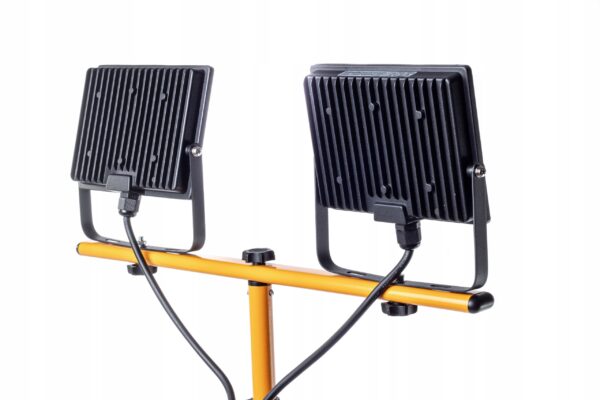 Halogen-LED-Statyw-Budowlany-Naswietlacz-2X-60W-Zestaw-Stojak-RIWALL-RHA-01-Kolor-czarny