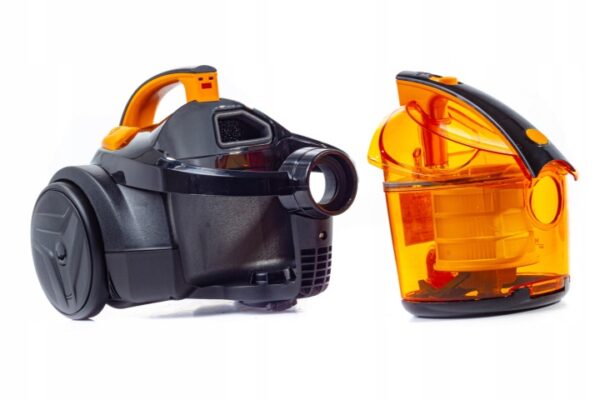 odkurzacz cyklonowy Riwall RV-01 z turboszczotką